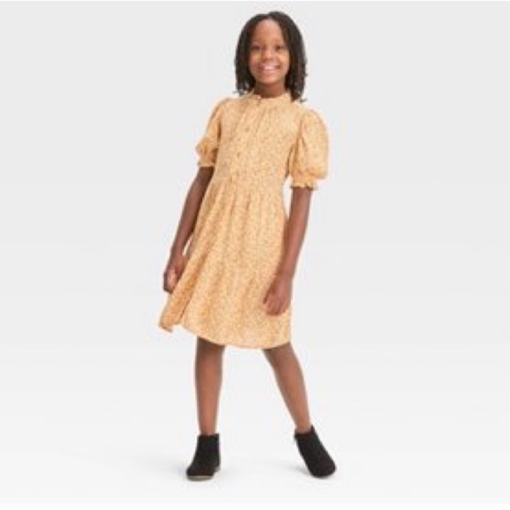 Cat & Jack Short Sleeve Ruffle Tiered Woven Dress 8